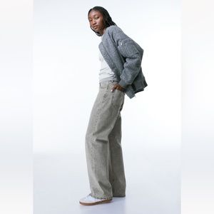 H & M Wide High Jeans 2023 Gray NWOT Never Worn Size 8